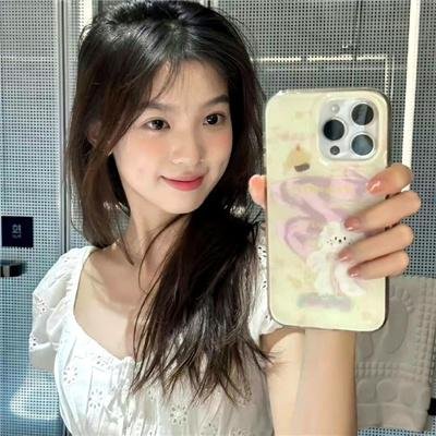 在角落,主教身边